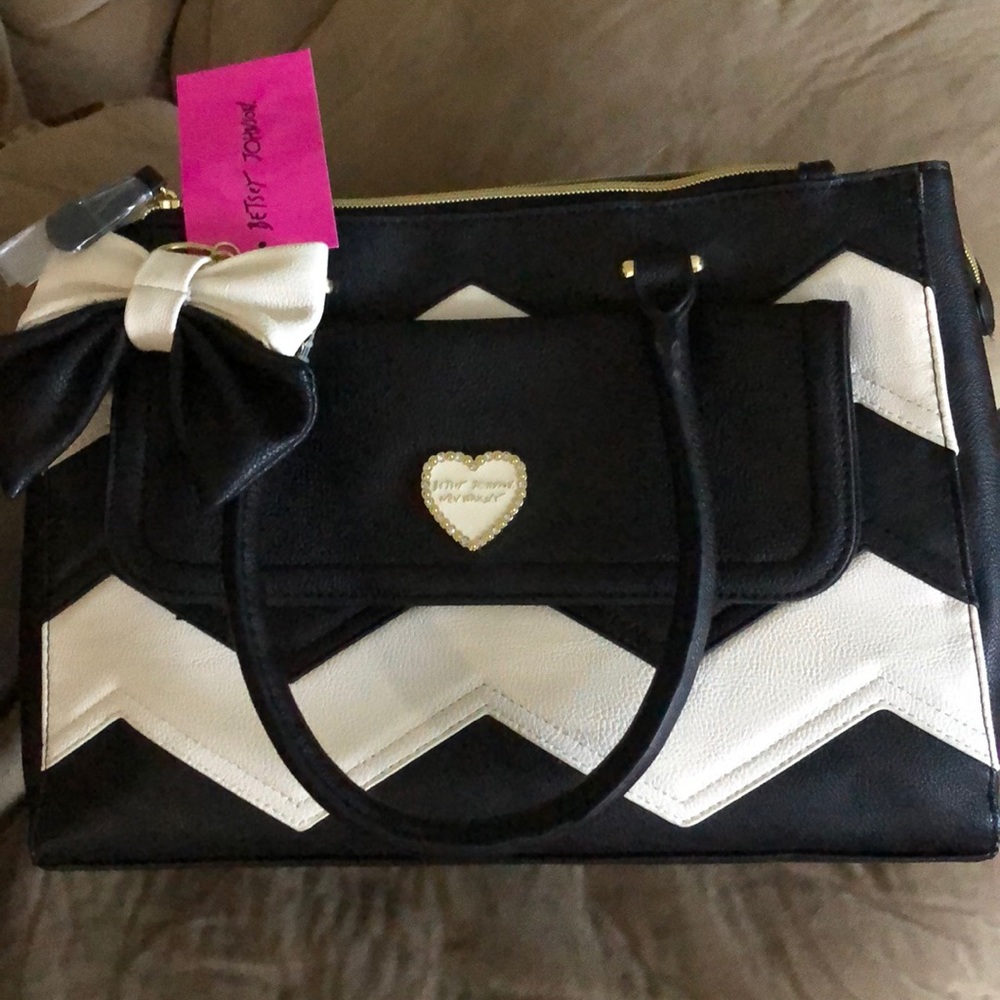 Betsy Johnson Chevron Satchel!! New with tags!!